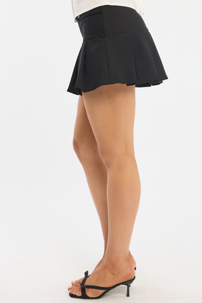 Black Mini Skort Skirt Knife Pleat Buckle