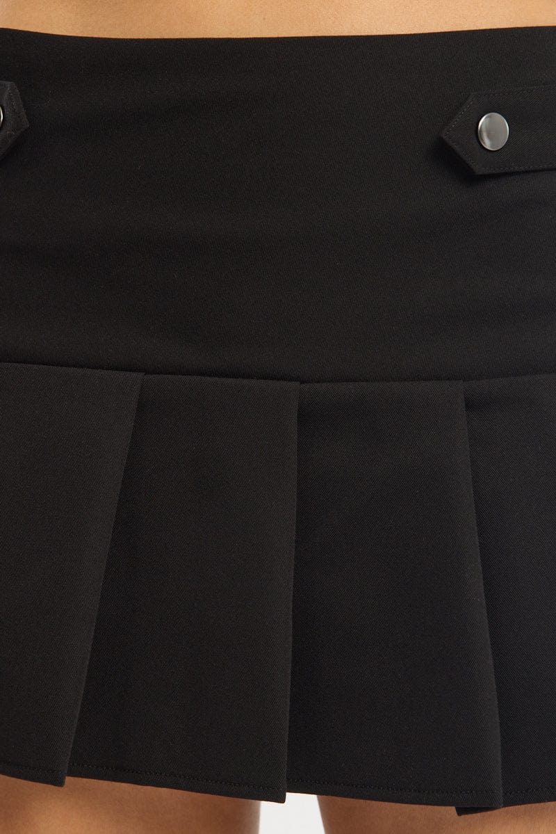 Black Mini Skort Skirt Knife Pleat Buckle