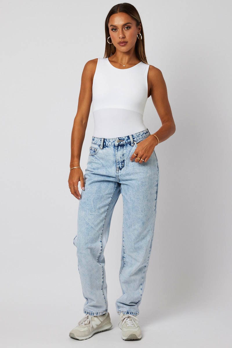 White Bodysuit Sleeveless Crew Neck Seamless