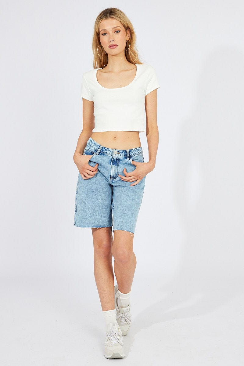 White T-Shirt Short Sleeve Scoop Neck