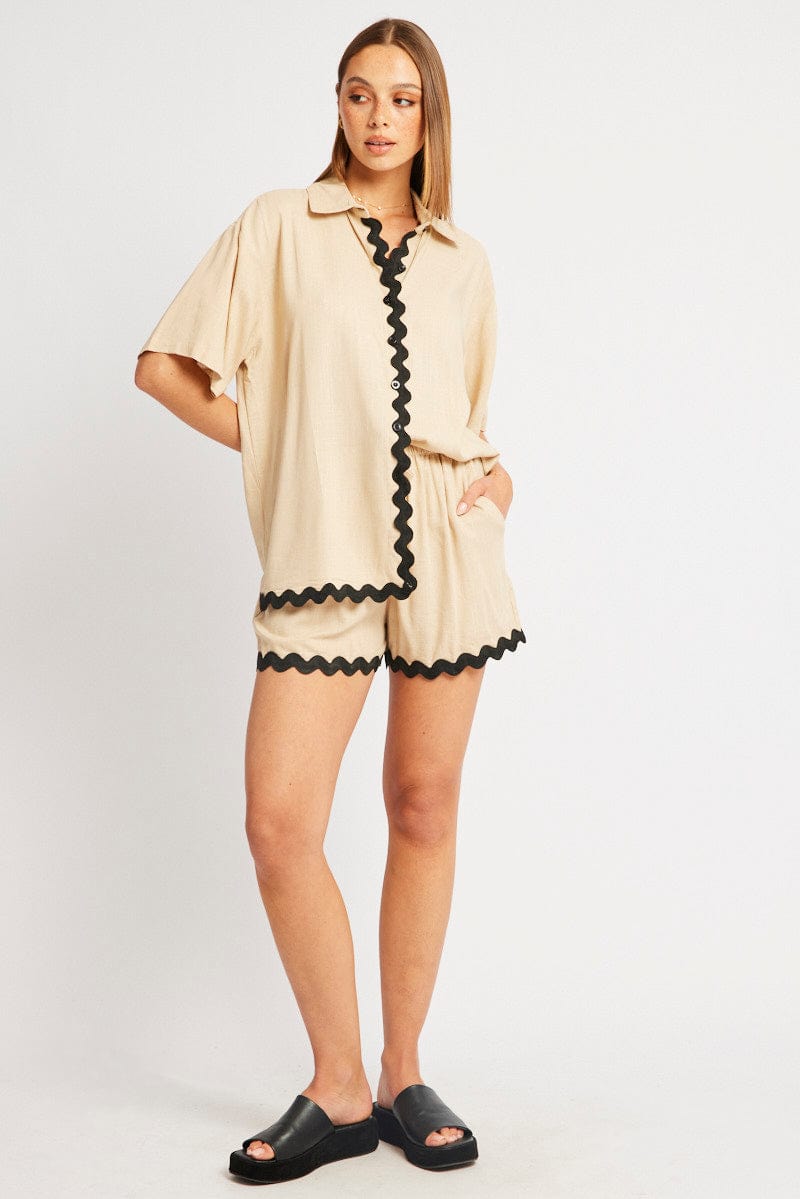 Beige Shorts Elasticated Waist Ric Rac